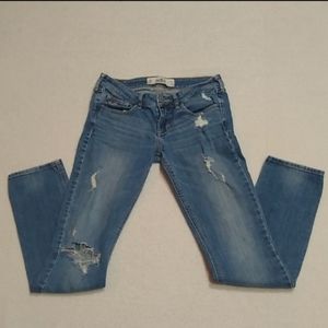 Hollister junior Size 5 Regular